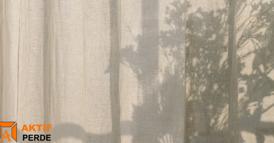 Tül ve Fon Perde Kombinleri ile Şık Dekorasyon Fikirleri