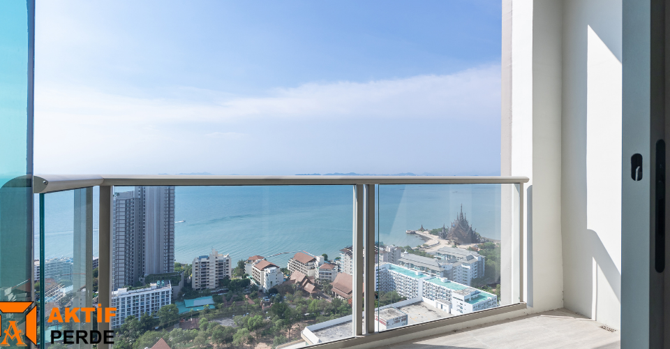 Cam Balkon Perdesi Seçerken Bilinmesi Gerekenler